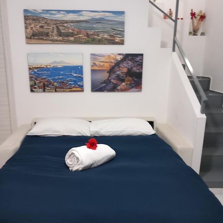 L'Antico Borgo Angioino Apartment Наполи Екстериор снимка