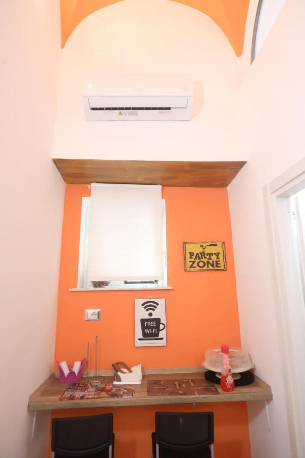 L'Antico Borgo Angioino Apartment Наполи Екстериор снимка