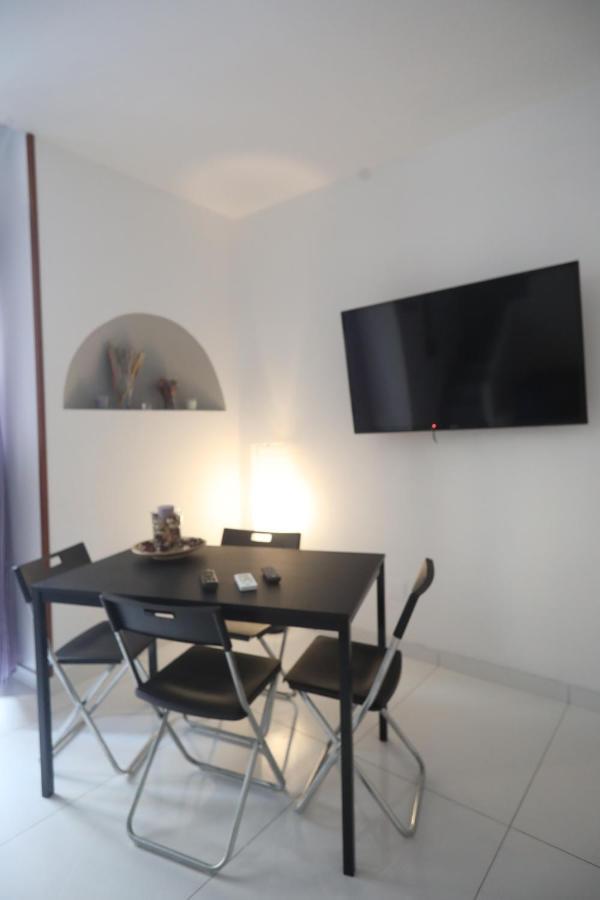 L'Antico Borgo Angioino Apartment Наполи Екстериор снимка