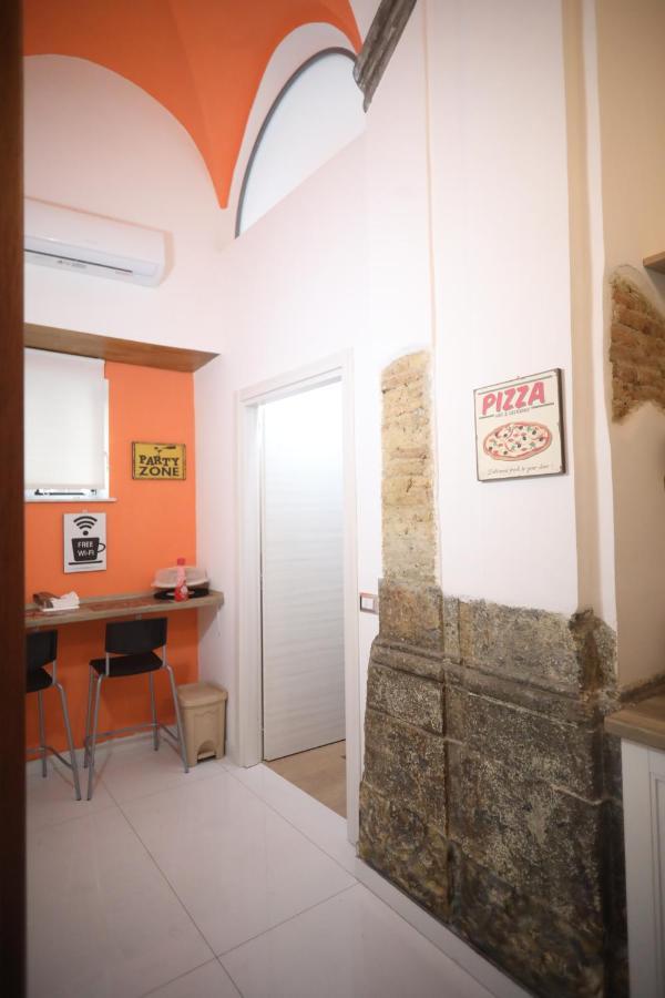 L'Antico Borgo Angioino Apartment Наполи Екстериор снимка